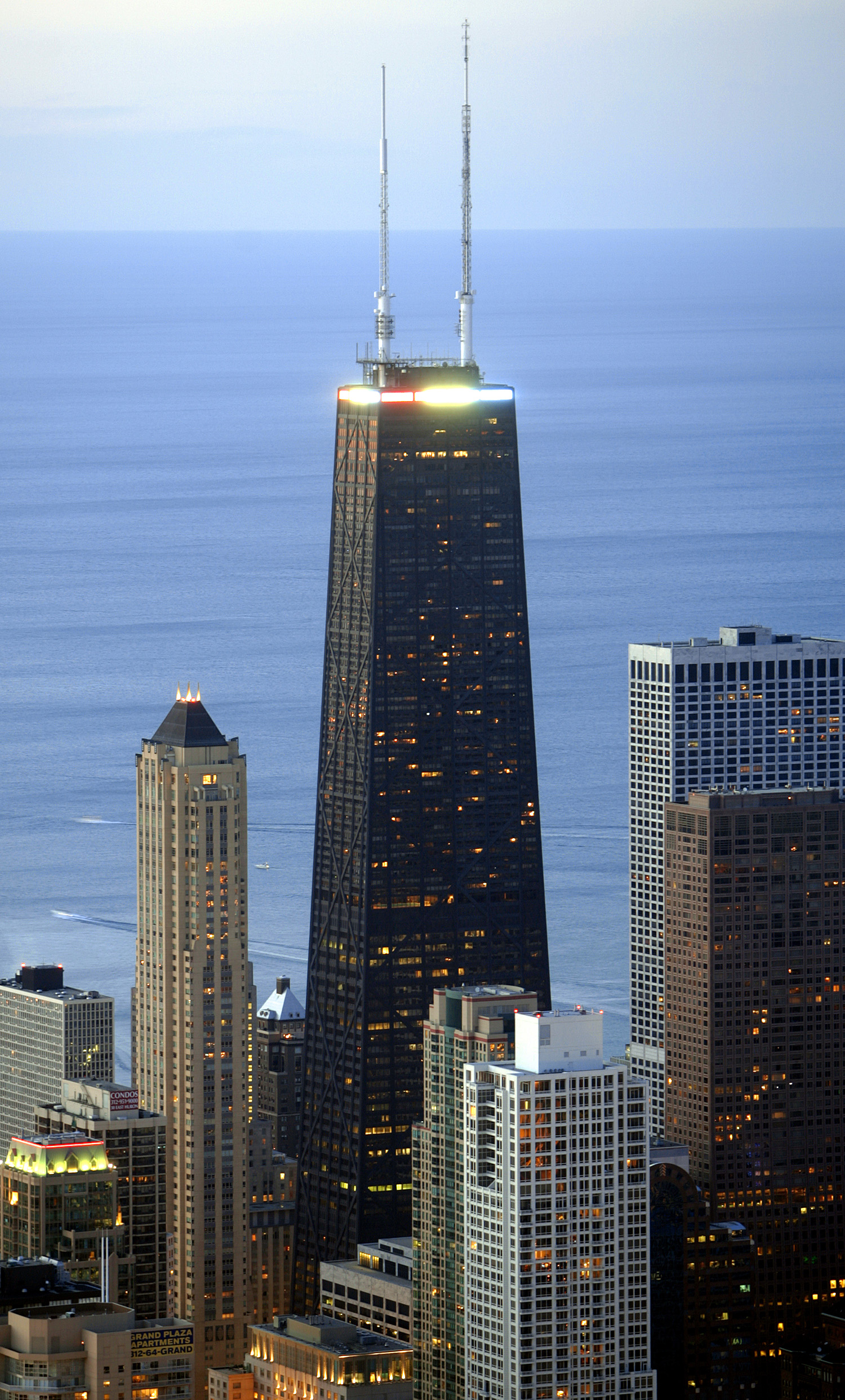 John Hancock Center, Chicago - View from Sears Tower. © Mathias Beinling